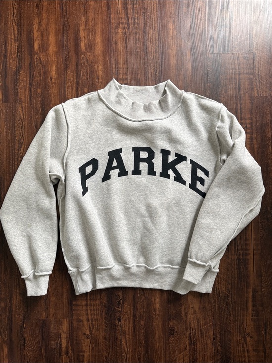 Parke Tops - Parke Set Active Collab, Women’s Reversible Gray Sweatshirt- limited edition